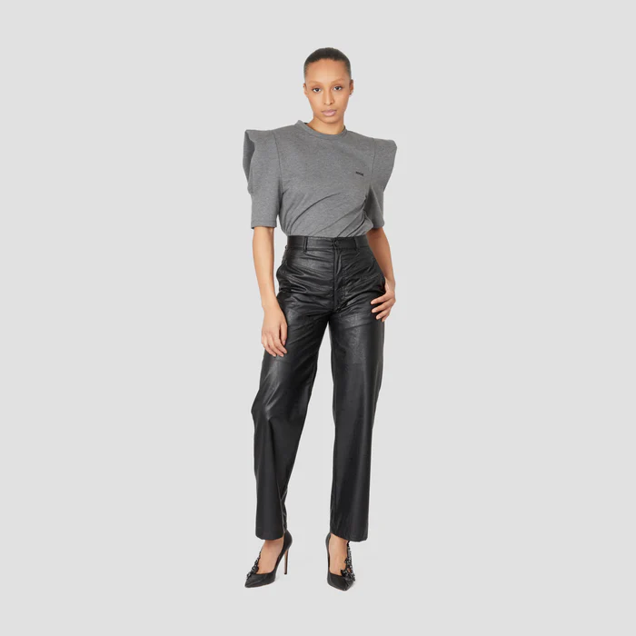 STRUCTURED SHOULDERS T-SHIRT